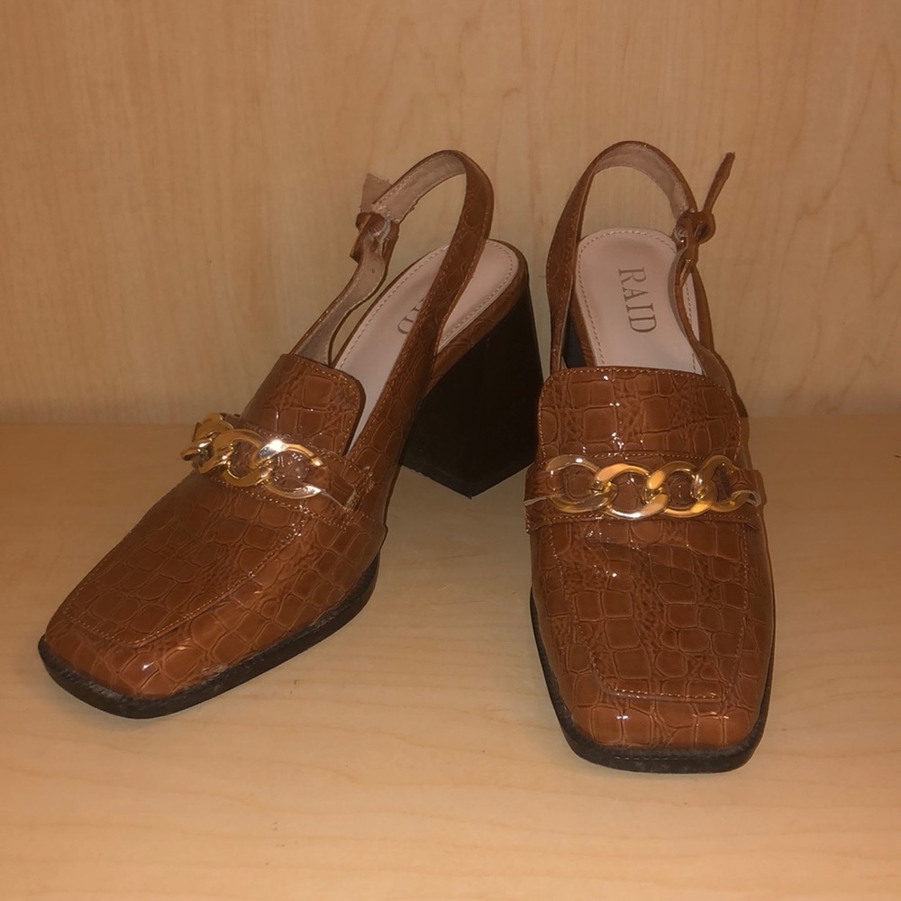 RAID heeled loafers chain detail